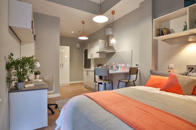 Classic Smaller Studio